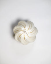 Load image into Gallery viewer, Bella