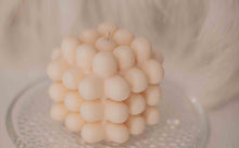 Load image into Gallery viewer, Milk Candle