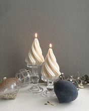 Load image into Gallery viewer, Aesthetic Christmas Tree