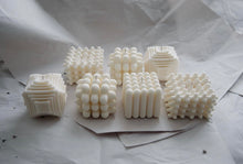 Load image into Gallery viewer, Milk Candle