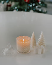 Load image into Gallery viewer, Crystal